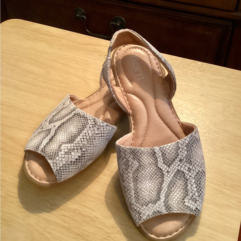 Born Trang snakeskin  Leather Flat Slingback Sandals. Gently used.